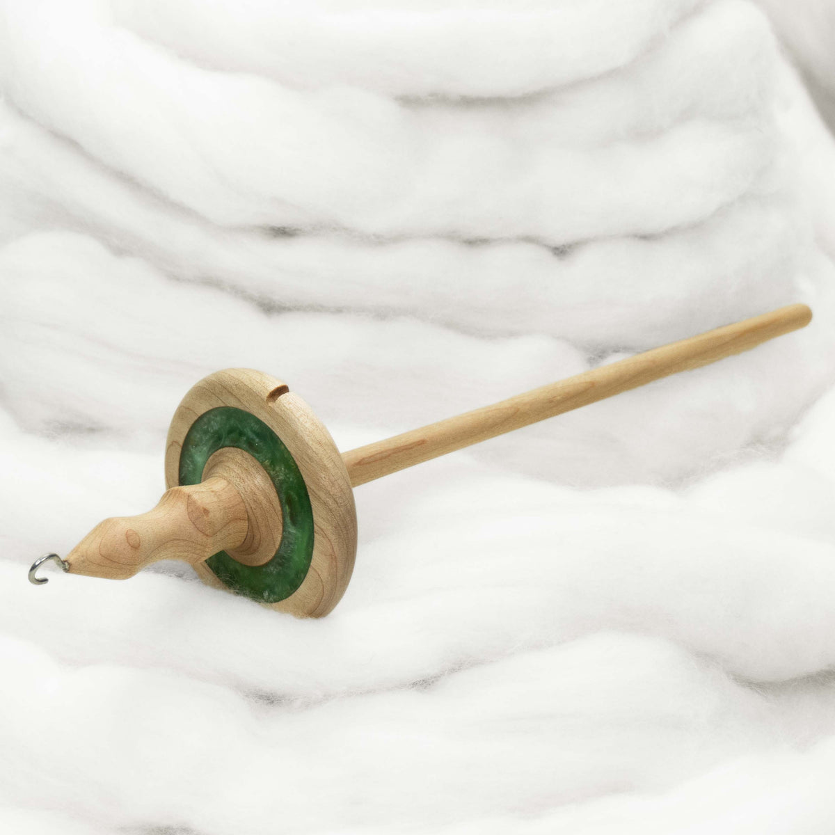 Lleto - Lichen Green Mica Inlay / Hand-Turned Maple Wood Drop Spindle Medium - Top Whorl 31g