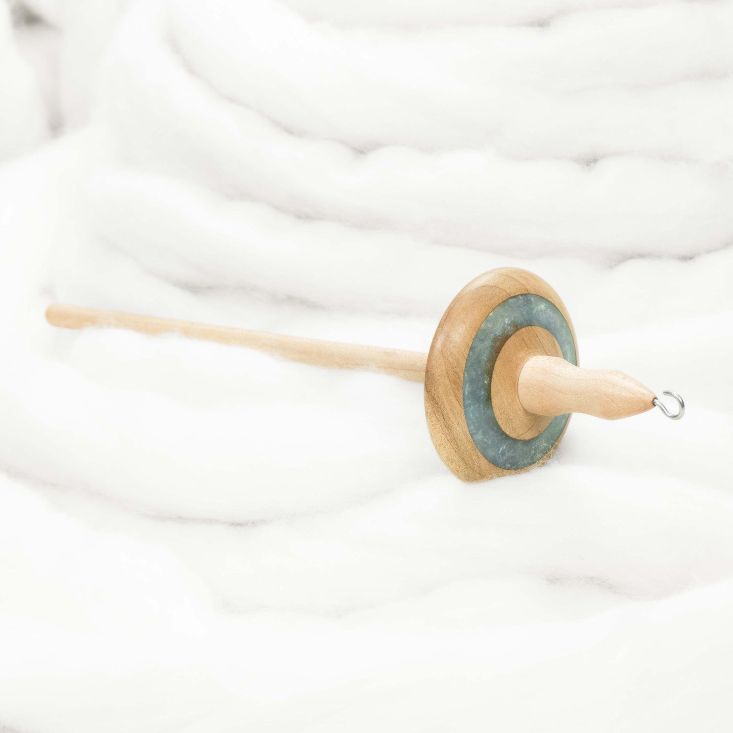 Lleto -Snow Queen Mica Inlay / Hand-Turned Maple Wood Drop Spindle Medium - Top Whorl 34g