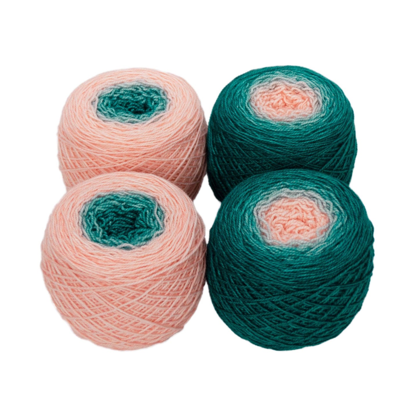 Full " Heart's Center " - Lleap SW Merino/Nylon Handpainted Gradient Fingering Weight Yarn 100g Skein