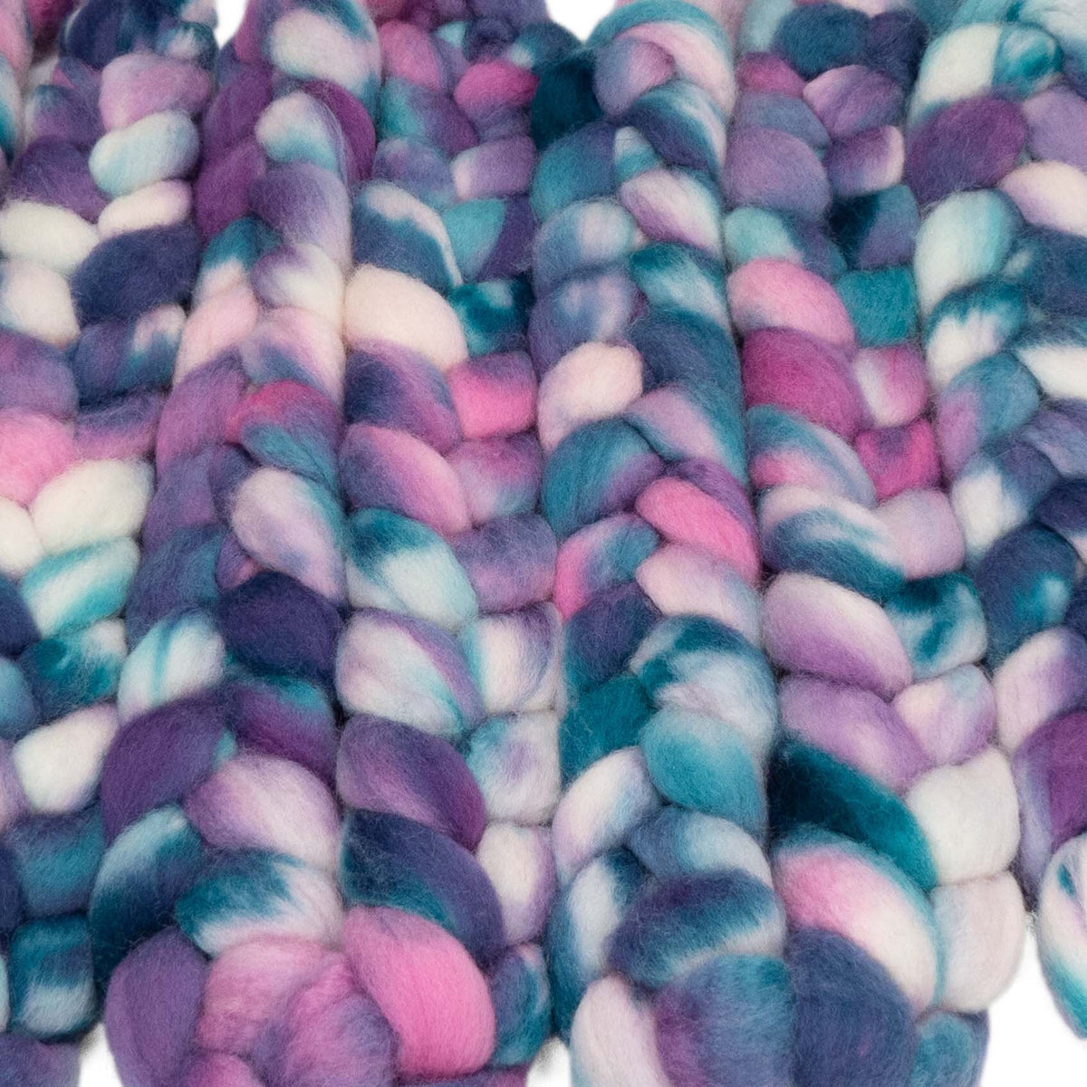 Elli AU# 74 / Llyric Handpainted SW BFL Combed Top/ 4 oz.